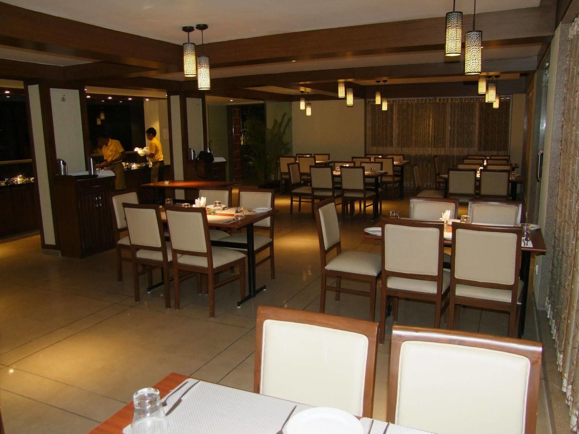 เบลล่า วิสต้า รีสอร์ต Hotel มหาบาเลชวาร์ ภายนอก รูปภาพ