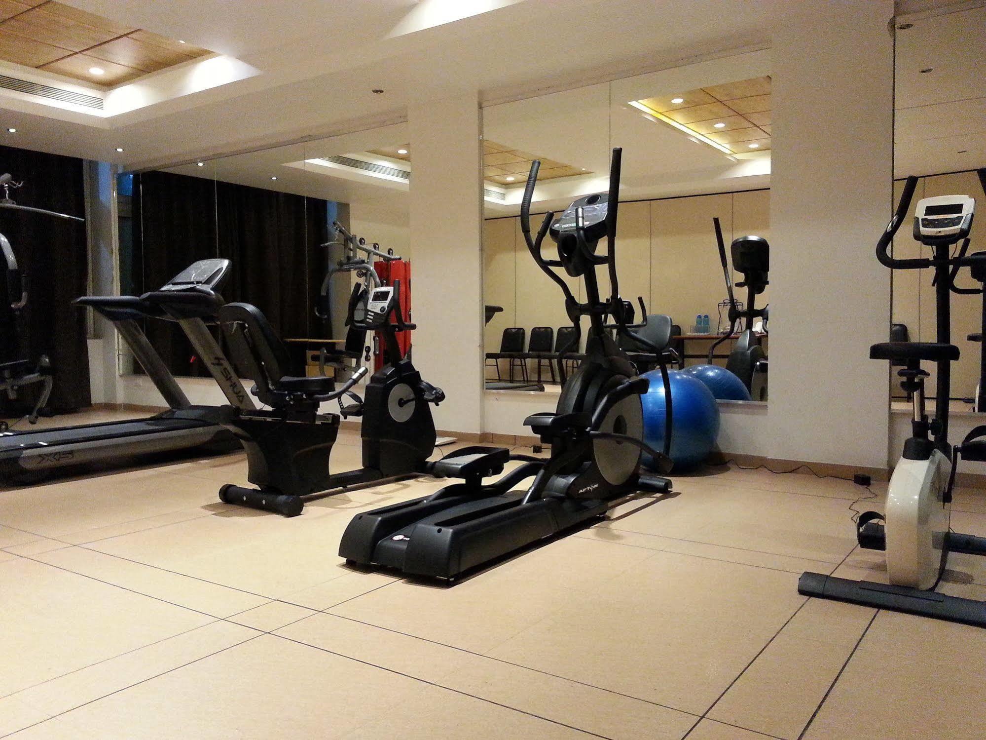 เบลล่า วิสต้า รีสอร์ต Hotel มหาบาเลชวาร์ ภายนอก รูปภาพ