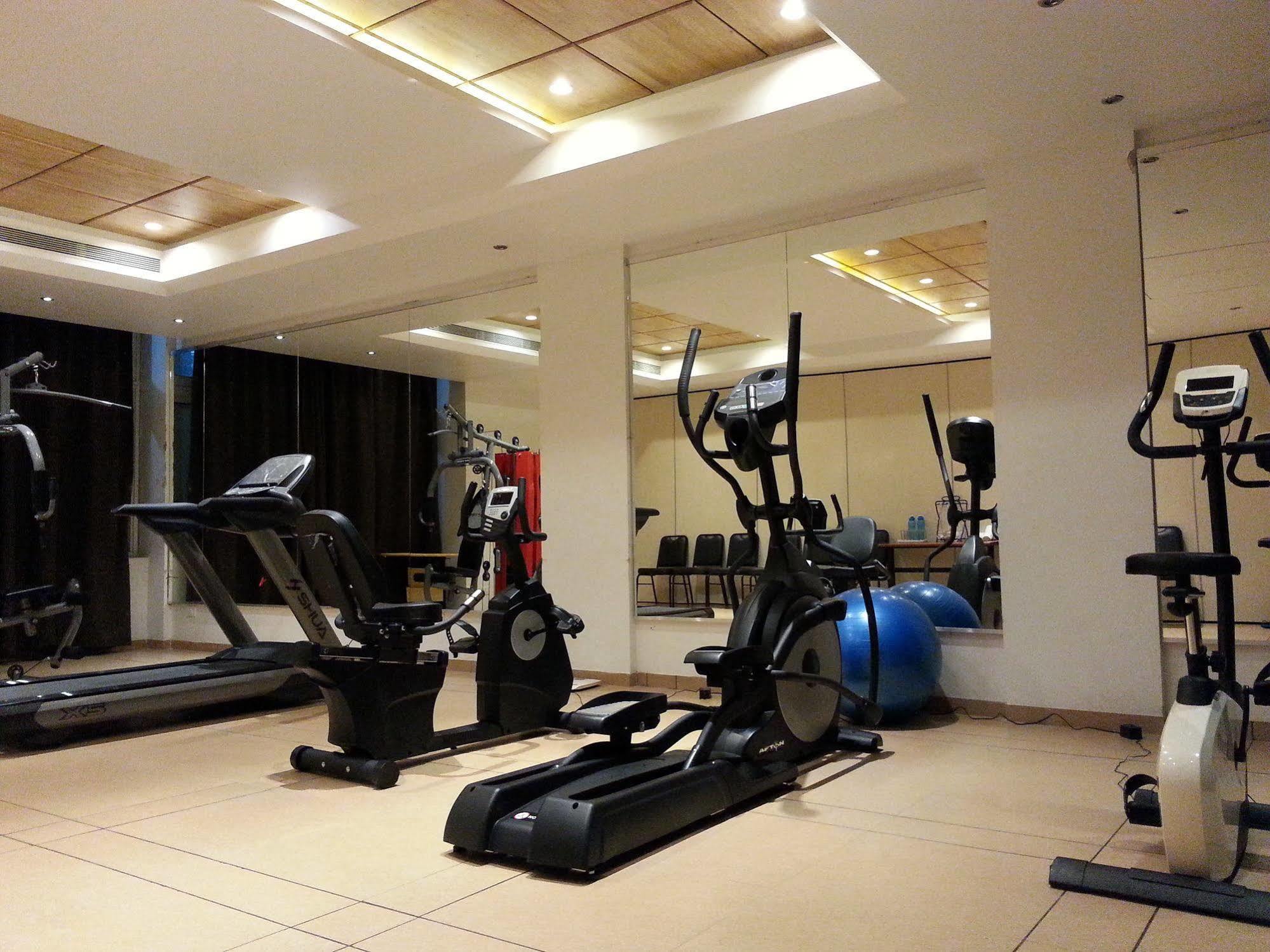 เบลล่า วิสต้า รีสอร์ต Hotel มหาบาเลชวาร์ ภายนอก รูปภาพ