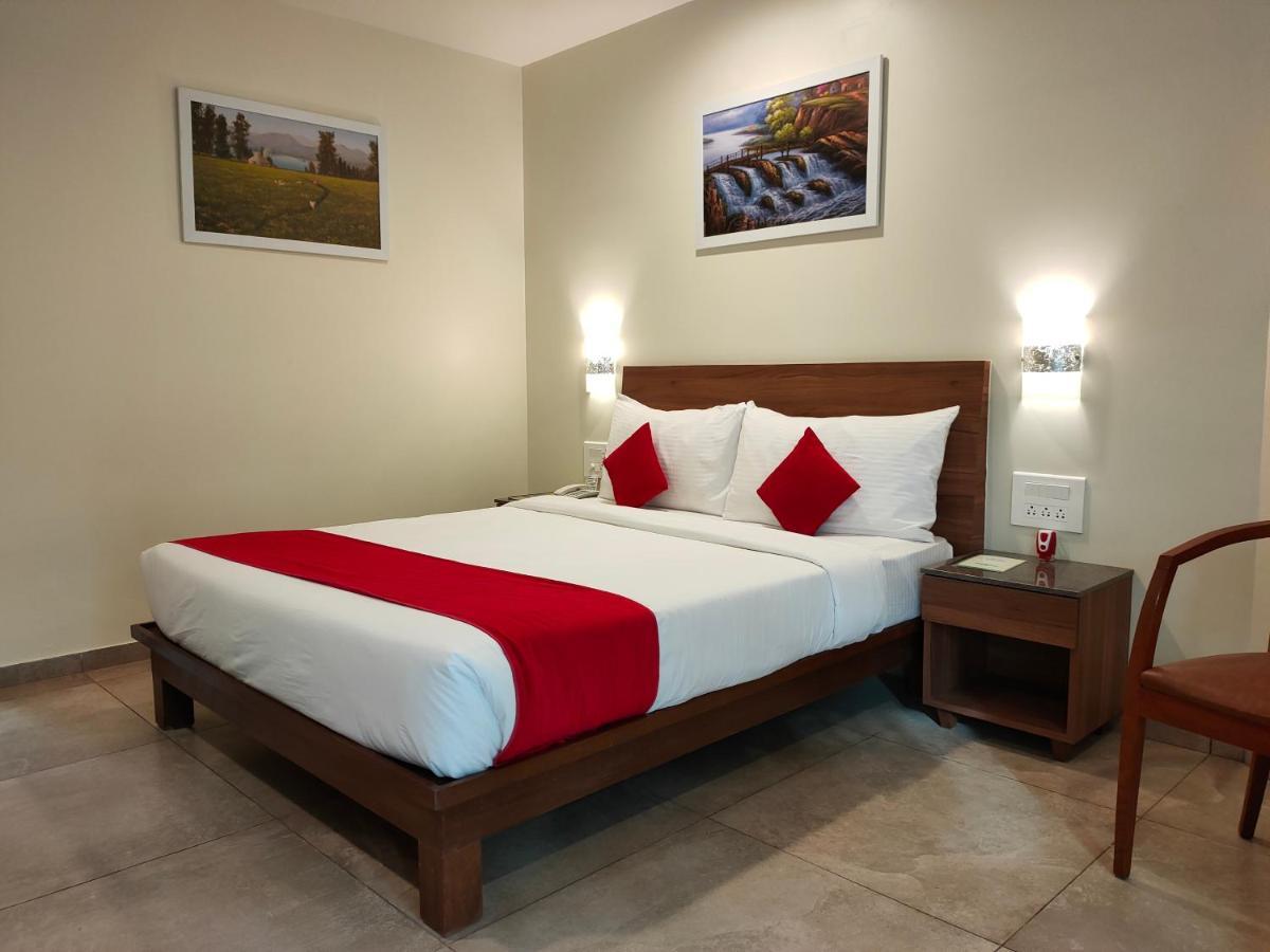 เบลล่า วิสต้า รีสอร์ต Hotel มหาบาเลชวาร์ ภายนอก รูปภาพ